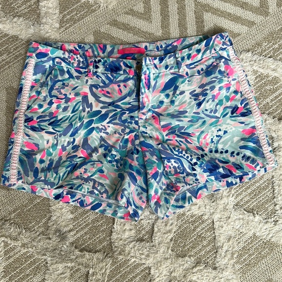 Women’s Lily Pulitzer Shorts Size 14 - Picture 1 of 1